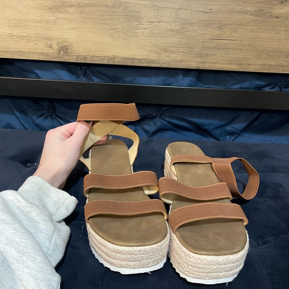 SHEIN Platform Sandals